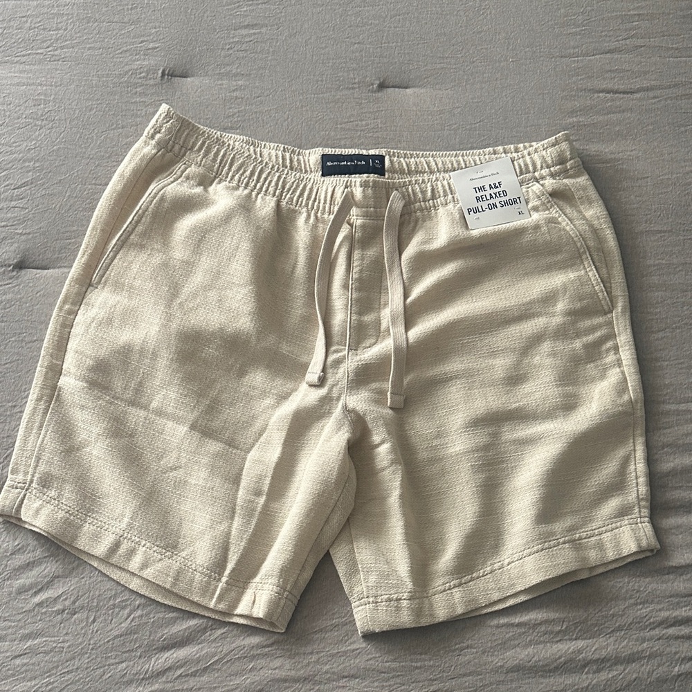 Abercrombie & Fitch Beige Drawstring Shorts